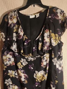 Kensie Black Floral V-Neck Ruffle Blouse with Yellow and Purple Accents